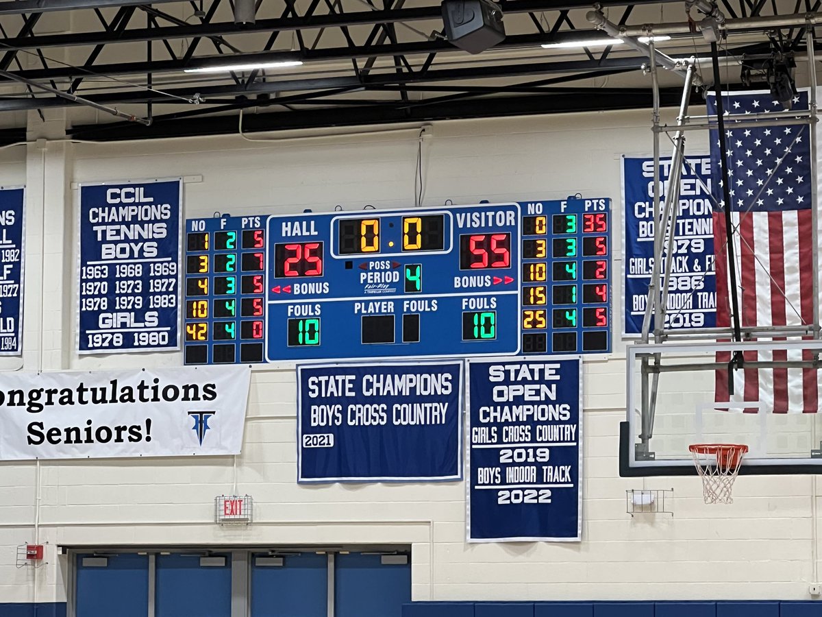 Decisive win for <a href="/CHSWHAthletics/">Conard Athletics</a> girls over <a href="/HallWHAthletics/">Hall Athletics</a> with Callie Cosgrove scoring 35 points #ctgb #WestHartford