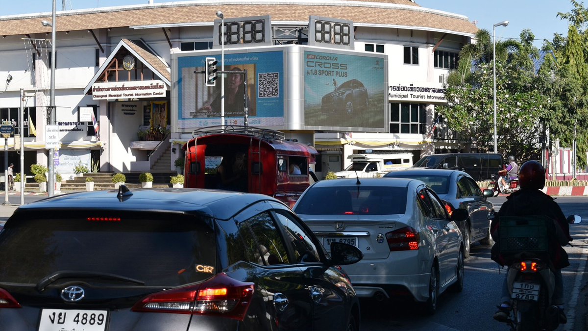 We are delighted to see "#MaketheInvisibleVisible" is now broadcasting around Bangkok City &amp; nationwide 🇹🇭📺 Special thanks to <a href="/planbmedia_pcl/">Plan B Media</a> for joining a joint campaign initiated by <a href="/UNThailand/">United Nations in Thailand สหประชาชาติในประเทศไทย</a> Disability Working Group to promote inclusive society #PWDs #BeInclusive
