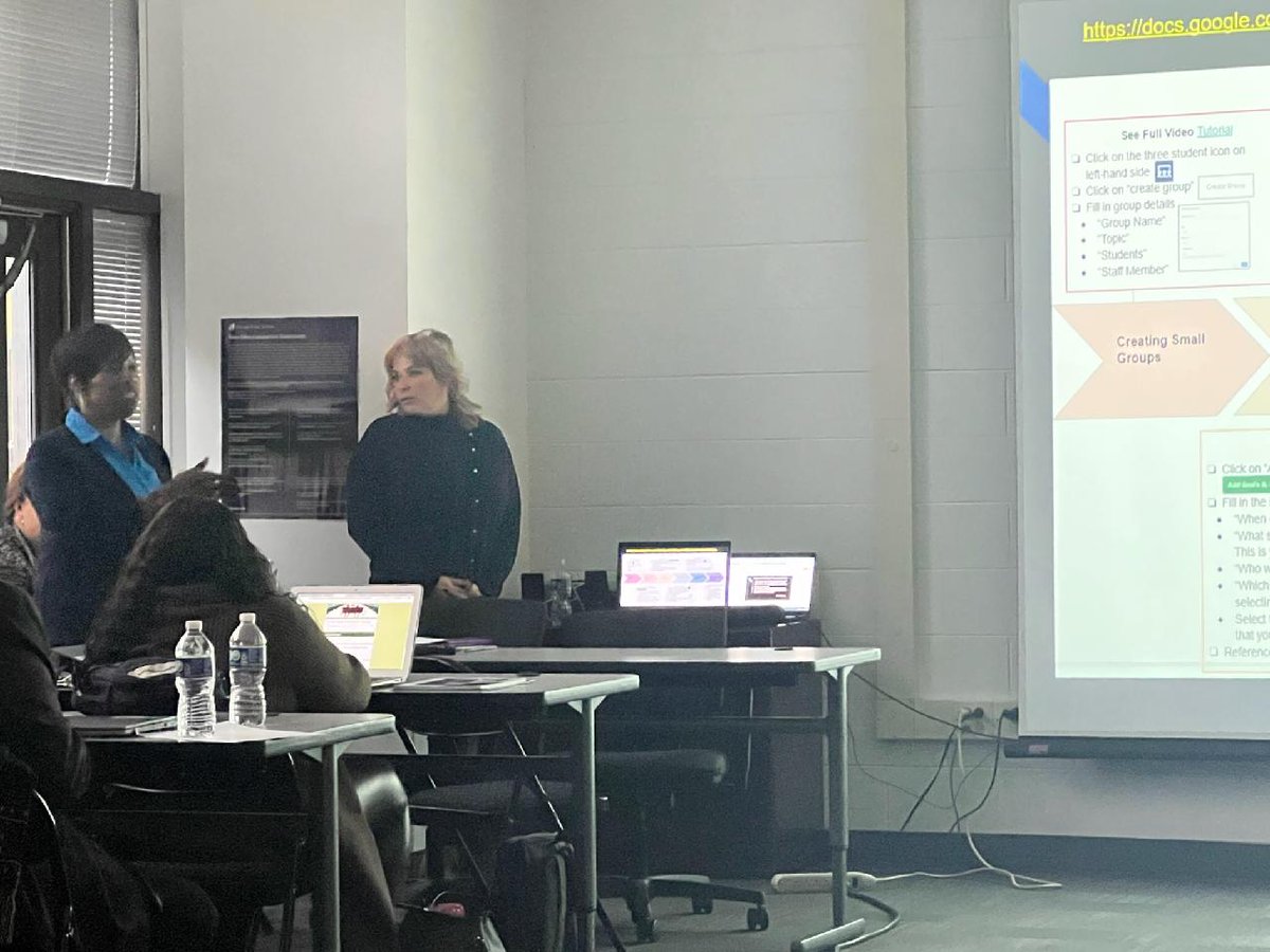 CPSNetwork3's tweet image. Thank you to Principal Fox(Spencer), Principal Campbell(Lovett), Principal Mathis(Hay), Melinda Stapleton(CM/DL@Hay),& Kelley Gercone(Interventionist@Hay) for sharing their expertise on a variety of topics(Skyline Math, Student Engagement, & Branching Minds) at our N3 Admin PD.