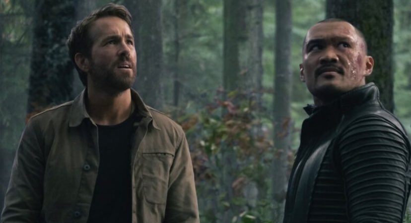 MikeCLeadership's tweet image. Thanks @AlexMallariJr for visiting our class &amp;amp; speaking about goal setting, rising above racism &amp;amp; the importance of faith. Our students are big fans of #ginnyandgeorgia &amp;amp; #theatomproject. It’s so important for our students to see themselves represented @TCDSB Alumni!!!