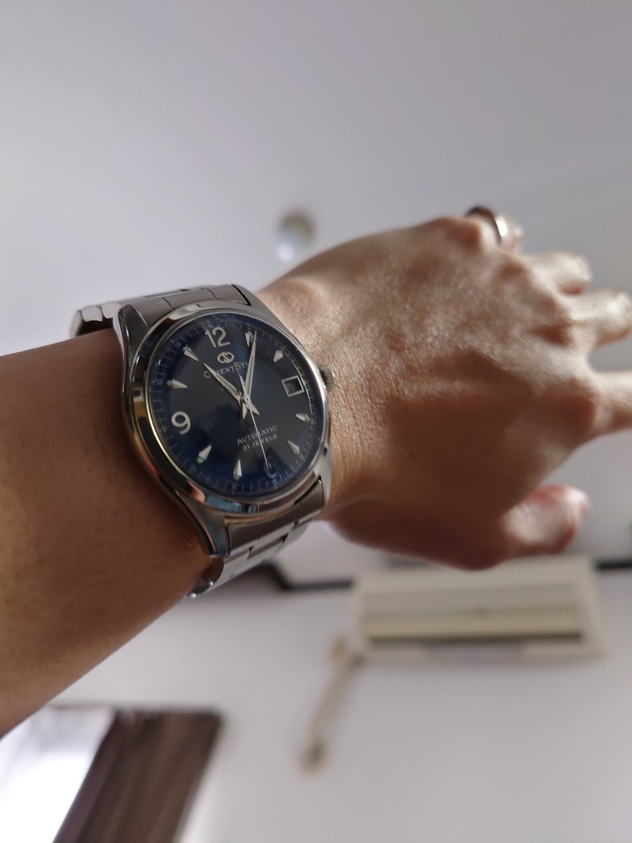 p7x4JP8MToPVAFU's tweet photo. 年末年始の衝動買い
其の参⌚
#オリエントスター
#explorient https://t.co/vAxfvloiL6