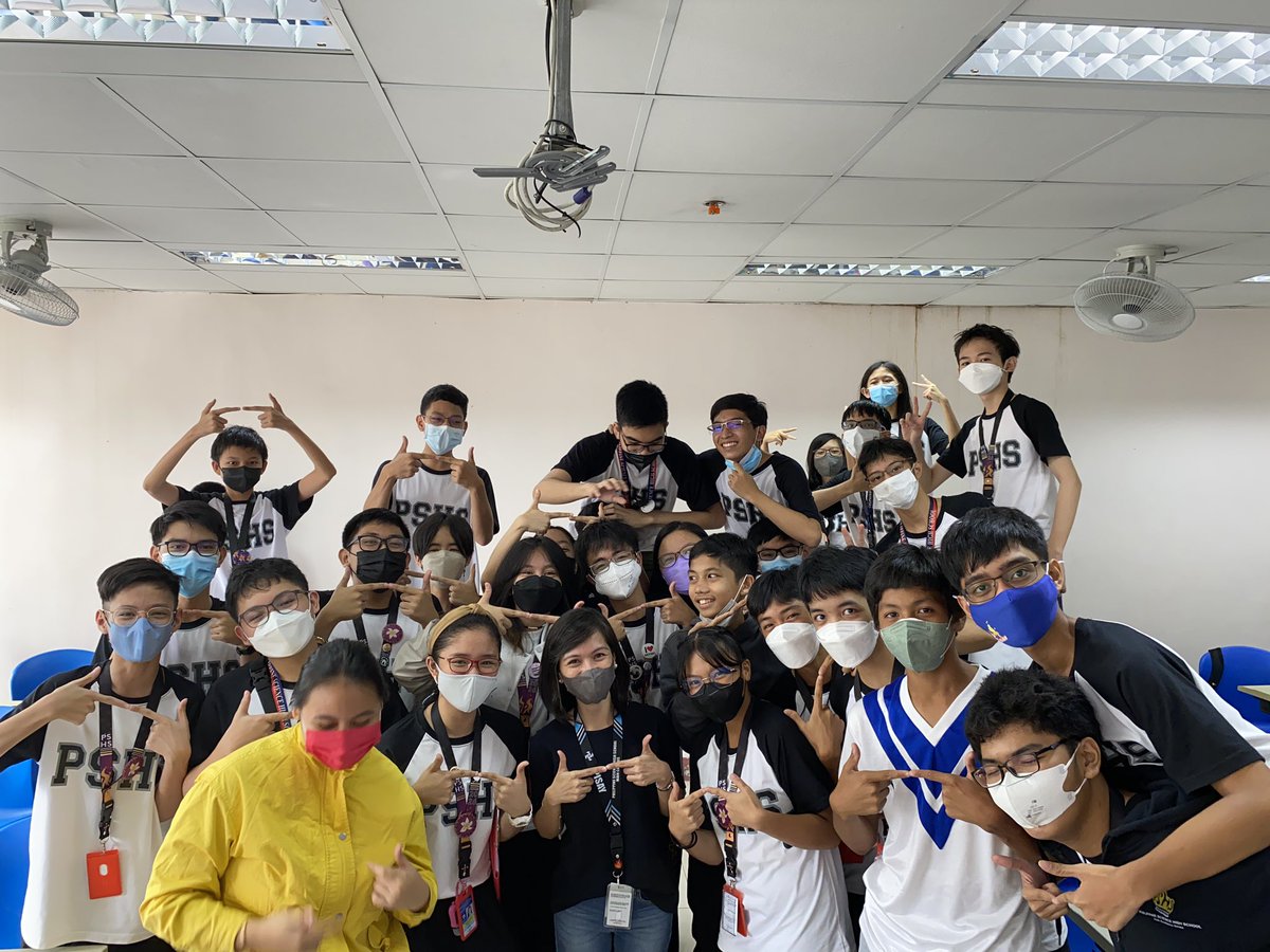mgasaltshaker's tweet photo. we luv you maam sheila <33 https://t.co/SVV2h06VnV