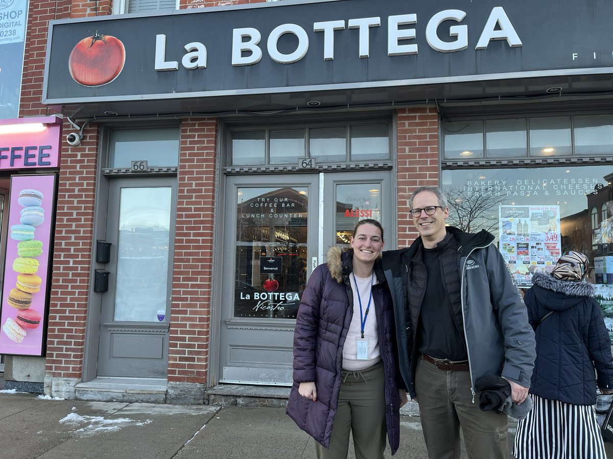 PlanteSteph613's tweet photo. J'ai eu une conversation fantastique avec le conseiller avoisinant du côté de Gatineau, Steve Moran de @actiongatineau! Le conseiller Moran et moi avons discuté du pont Alexandra, l'insécurité linguistique @OFF_TLMEP et bien sûr, le nouveau #LaBottega qui sera bientôt à Hull! https://t.co/IxKfGF0kKb
