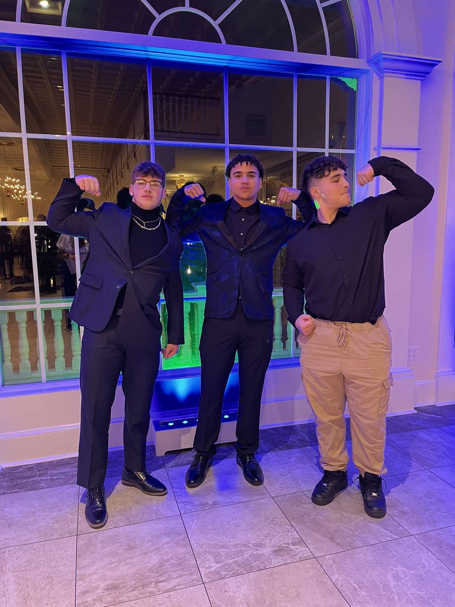 Lincoln Cardillo (@lincolncardillo) on Twitter photo Great way to end off my senior football season! Had a wonderful time at the ALL STATE Banquet. Southington Boys represent! <a href="/messiFrappe/">Joshua Frappier</a> <a href="/Gio/">giovanni ortiz</a> @SouthingtonFB Great way to end off my senior football season! Had a wonderful time at the ALL STATE Banquet. Southington Boys represent! <a href="/messiFrappe/">Joshua Frappier</a> <a href="/Gio/">giovanni ortiz</a> @SouthingtonFB