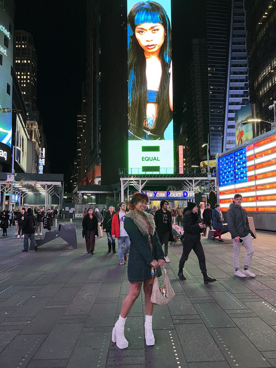 TiaCorine's tweet photo. Yall I gotta billboard in Times Square !!! Thank you so much for spotlighting phenomenal females !!! @Spotify #Equal https://t.co/fuXou4lUzR
