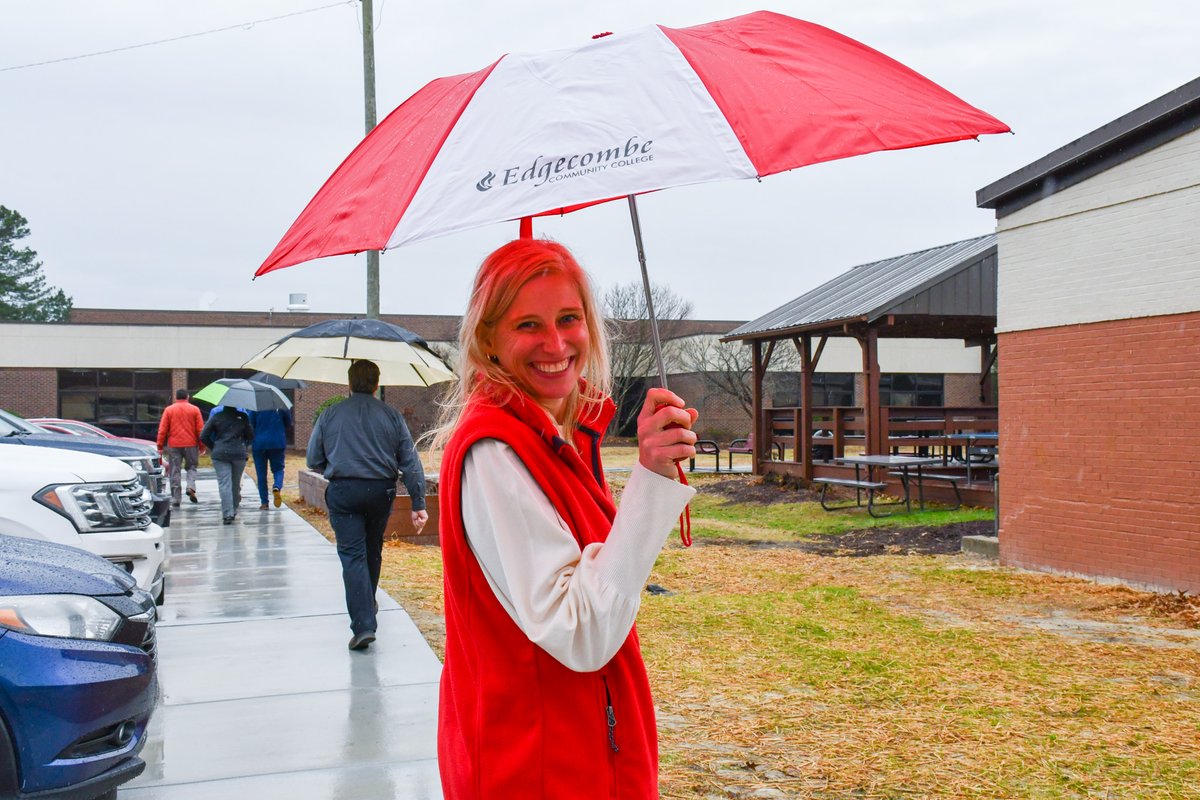emlybrthomas's tweet photo. Two visits in two days with team @EducationNC and @BelkEndowment. Listening and learning how @Brunswick_CC and @EdgecombeCC are meeting the needs of their communities. #NCReconnect. Photo highlights to follow. https://t.co/KWyAVuj6LS