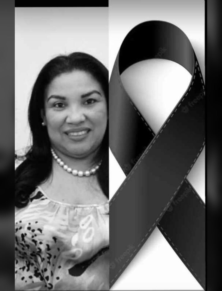 mariaazt's tweet photo. Te recordaré con la misma sonrisa y sencillez que me recibiste siempre mi querida Ocha, descansa en paz manita. Rosa Rosado🙏🏻🥺😞 https://t.co/EgEd5jBkFQ