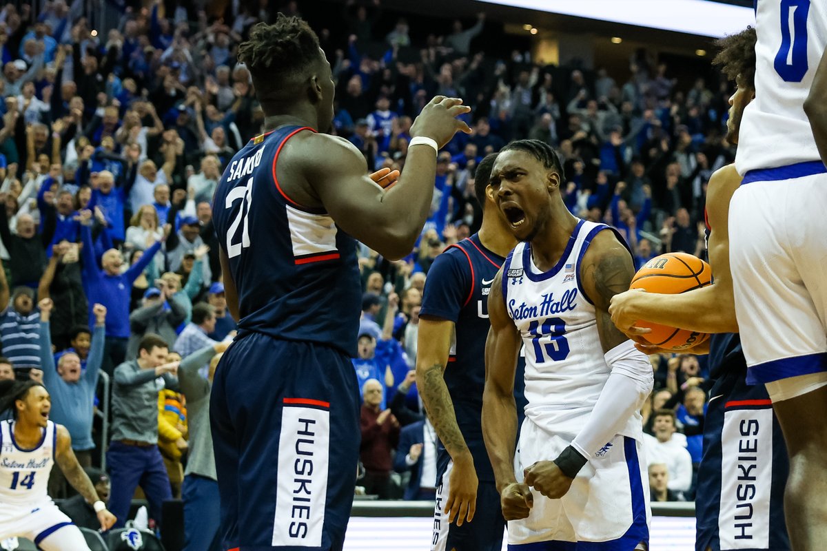 𝐇𝐈𝐌

#HALLin 🔵⚪️
