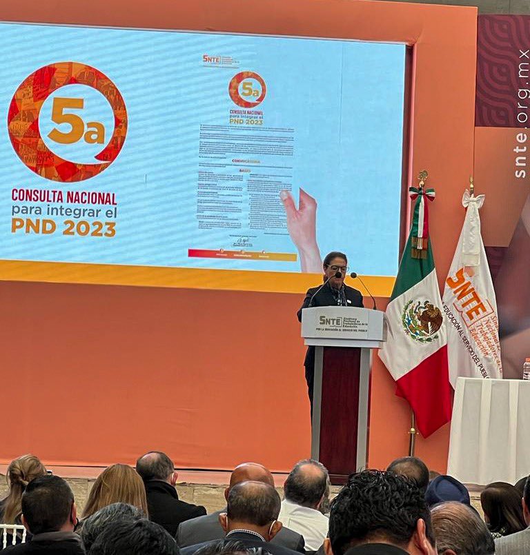 SNTE56Veracruz's tweet photo. Se reúne el Pleno de los Órganos de Gobierno del Comité Ejecutivo Nacional y los Secretarios Generales Seccionales del País, en la Vigésimo Quinta Sesión Extraordinaria del Consejo Nacional del SNTE

Nota completa:
https://t.co/8sptxqfsce

#SoySNTE56 🟠 https://t.co/e1TjjTn24I