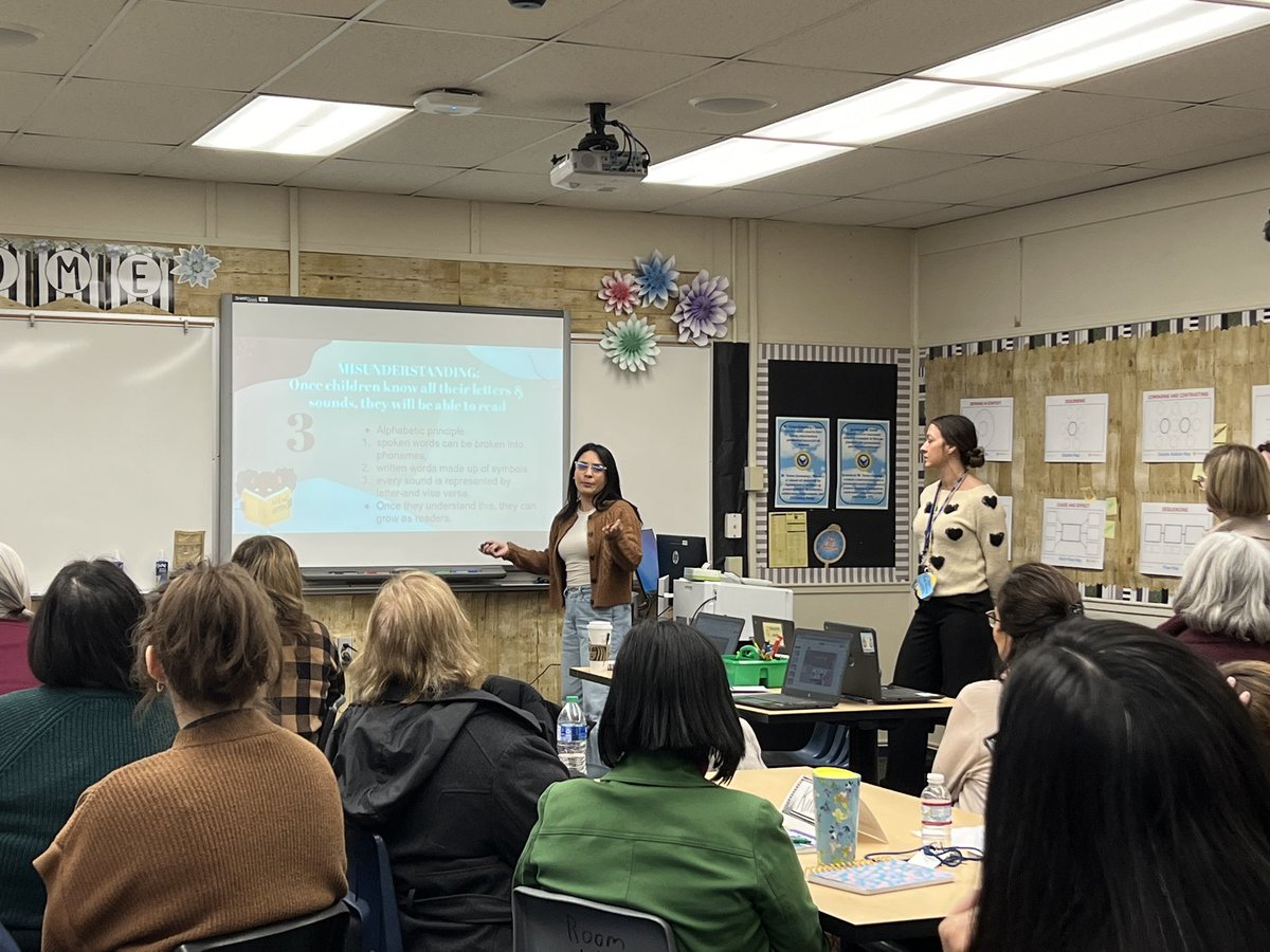 Our #MTVeagles 1st grade teachers shared Shift 2 from Shifting The Balance this morning. They did a great job of sharing how they teach phonemic awareness in primary and how it might look in other grades. 👏🏽🤩📚💙 #TeamBCSD