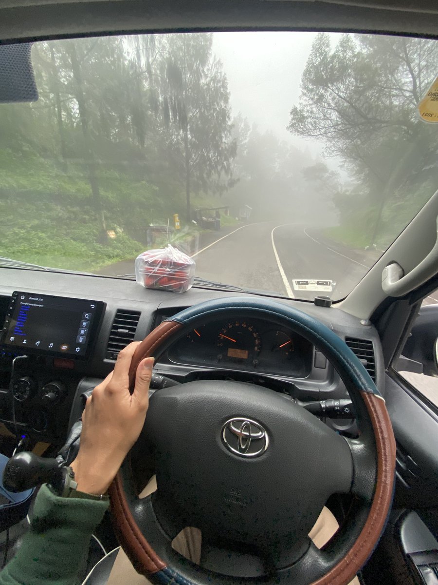 black2gd___'s tweet photo. Magetan - karanganyar https://t.co/FJE9WPQwF5