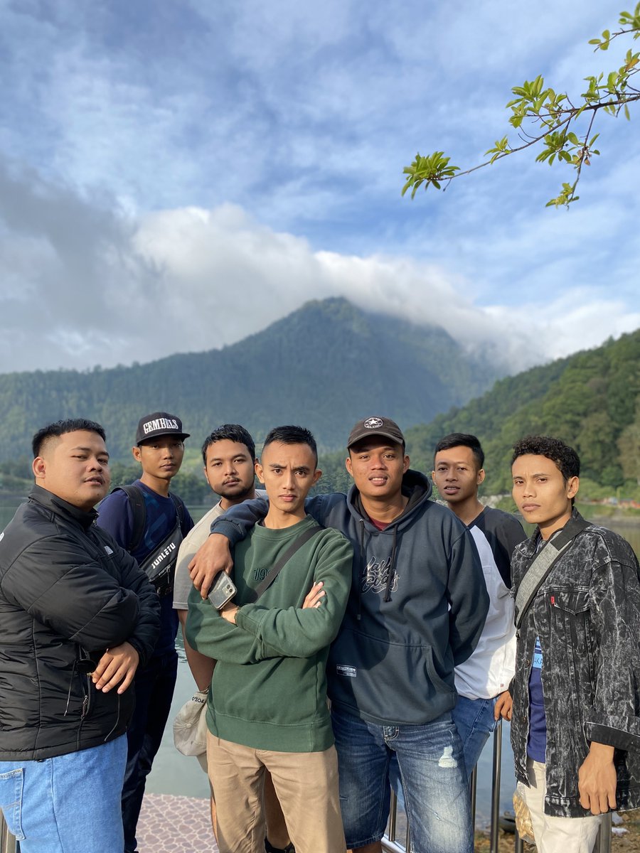 black2gd___'s tweet photo. Magetan - karanganyar https://t.co/FJE9WPQwF5