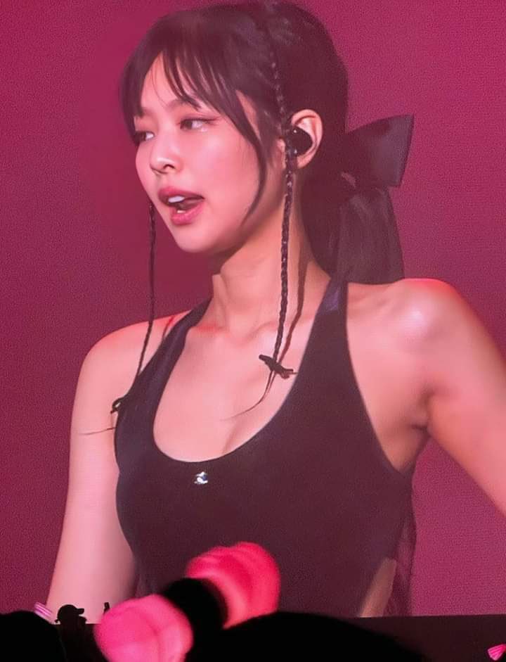 jennie pics tweet media