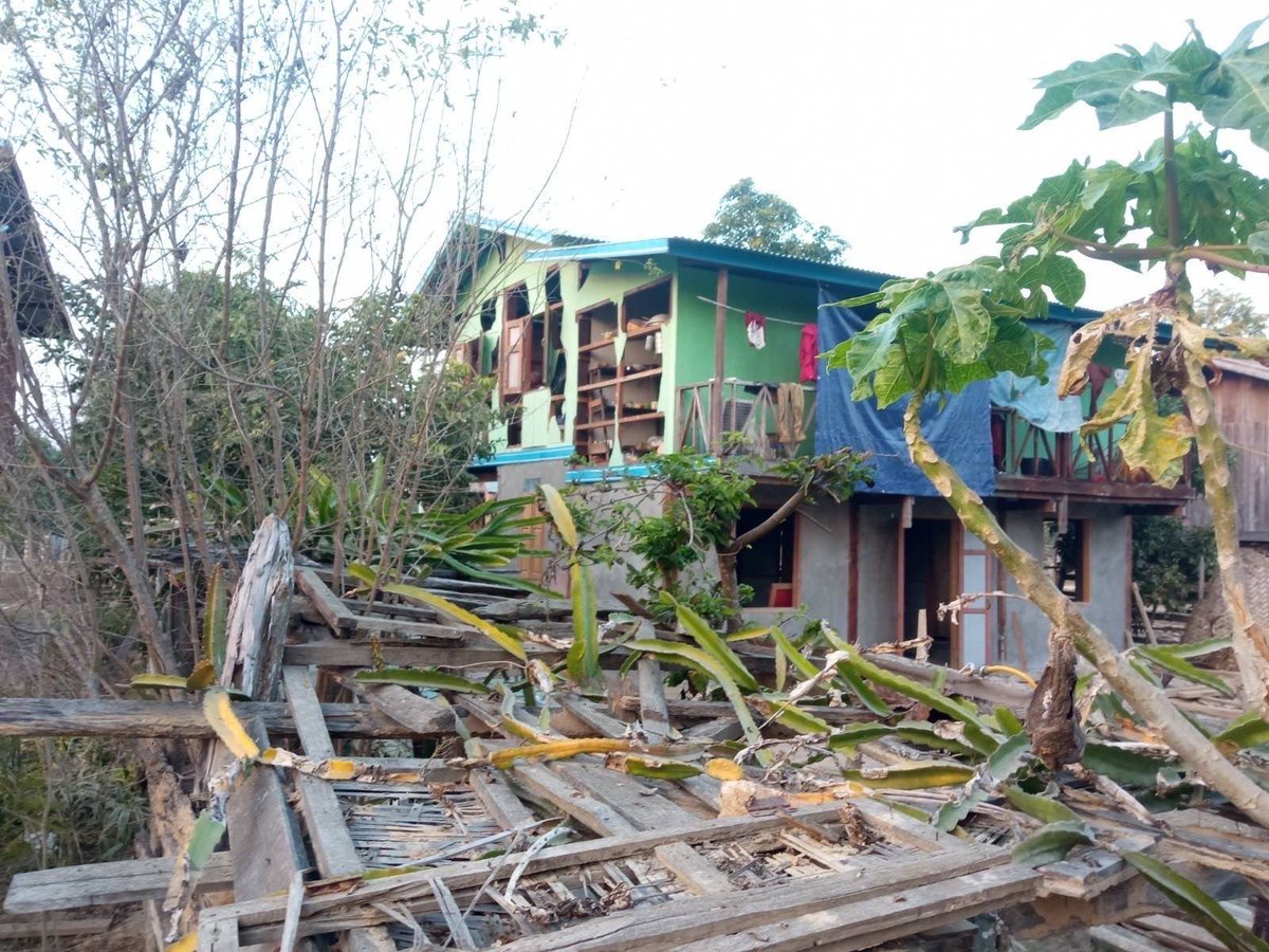 ZawWaiSoe4's tweet photo. The two military airplanes dropped at least (5) bombs onto the residential area at 4:15pm in the lower part of MoeTarLay Village, Katha township. #whatshappeningnowinmyanmar
#MilitaryCoupInMyanmar 
#NoFlyZone #airdefencesystem #protect_innocent_people https://t.co/D5aoNEwxaQ