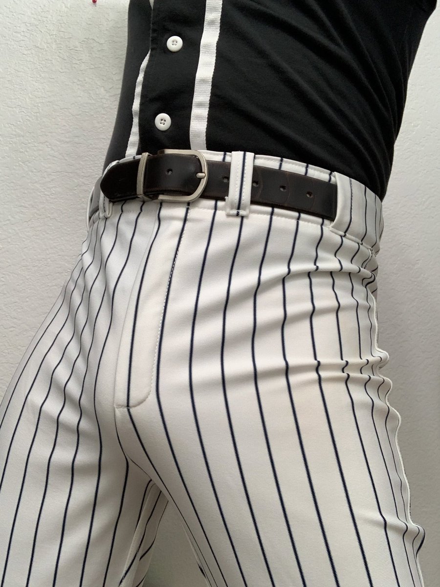 PaddedPupSharky's tweet photo. Maybe I should play baseball… I love the feeling of the cup protecting me #gay #gaybaseball #jockstrap #jock #baseballgear #cupbulge #gaybulge #gayjock #athleticcup https://t.co/KFacHkxM0X