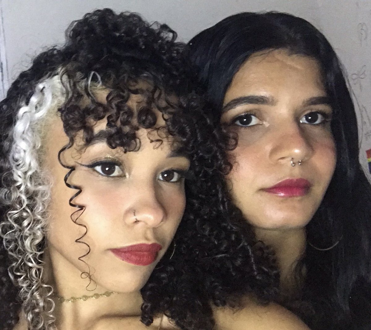 nineejv's tweet photo. Feliz aniversário amor da minha vida, feliz vida meu sol☀️💘💘💘💘 https://t.co/5Kplfqvxb1