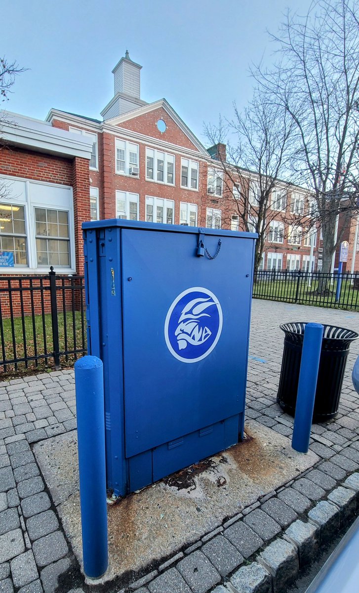Mayor_Pronti's tweet photo. We started outfitting our street control boxes appropriately by showing our #VikingsPride #NAStrong #MayorPronti https://t.co/V95AFlIbNg