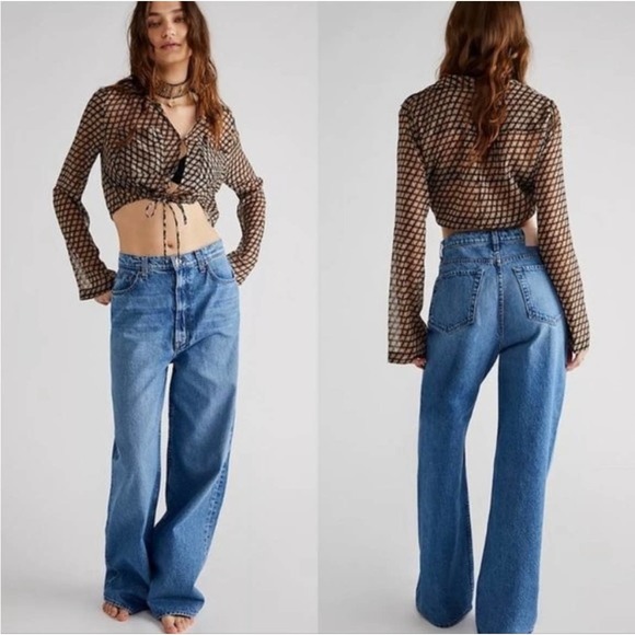 vintsuitcases's tweet photo. So good I had to share! Check out all the items I'm loving on @Poshmarkapp #poshmark #fashion #style #shopmycloset #konasol #mother: https://t.co/9T6HRSssQI https://t.co/gokBaTE3LT
