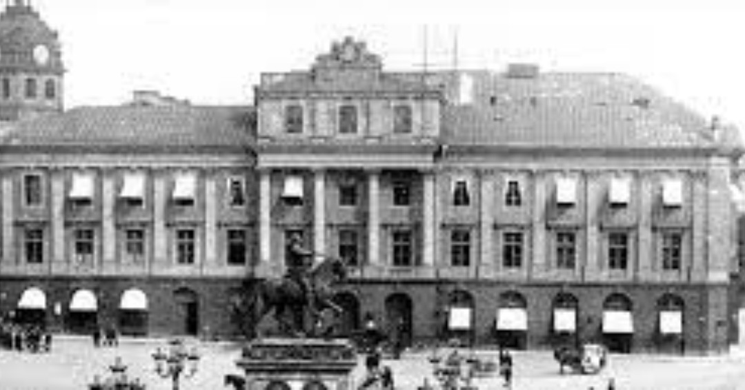 THIS DAY IN MUSIC, January 18th:

1773: The establishment of the Royal Swedish Opera is commemorated with the first opera performance in the Swedish language, “Thetis and Phelée,” held at Bollhuset in Stockholm. Starring tenor Carl Stenborg and soprano Elisabeth Olin.