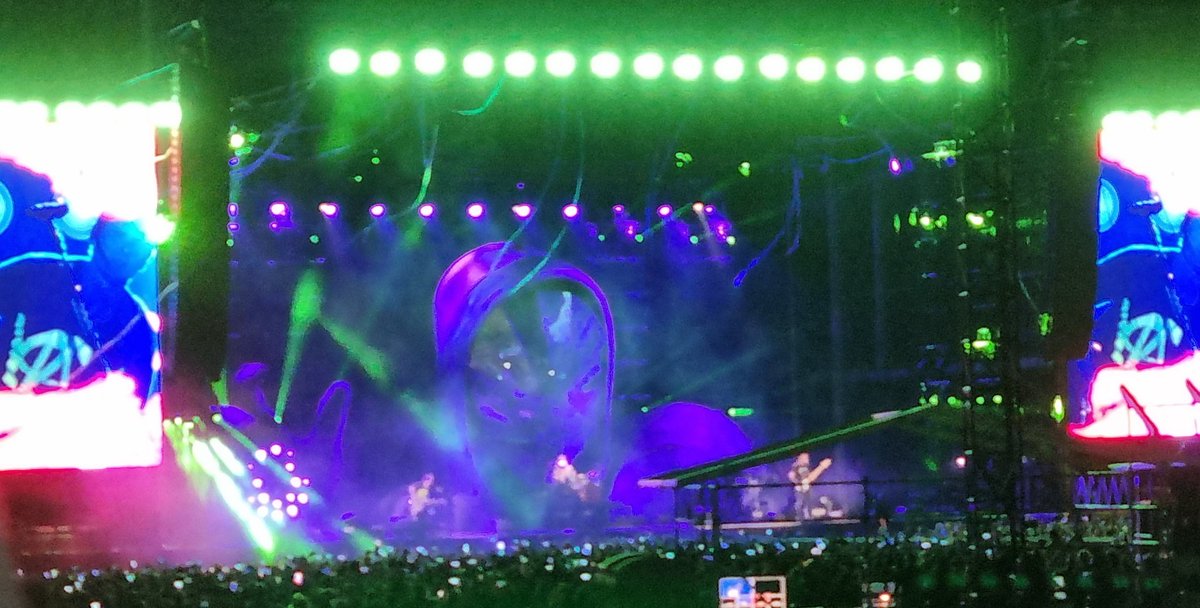 HektorEscobar's tweet photo. Impresionante #Muse #mty2023 @HydeVigil https://t.co/ReJltCoKS0