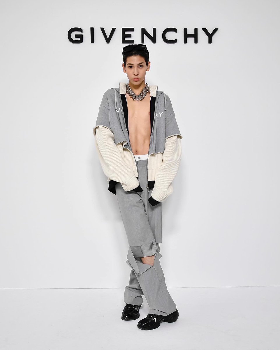 これいい感じにラウールとヨンベの身長わかりやすい🤫🥰