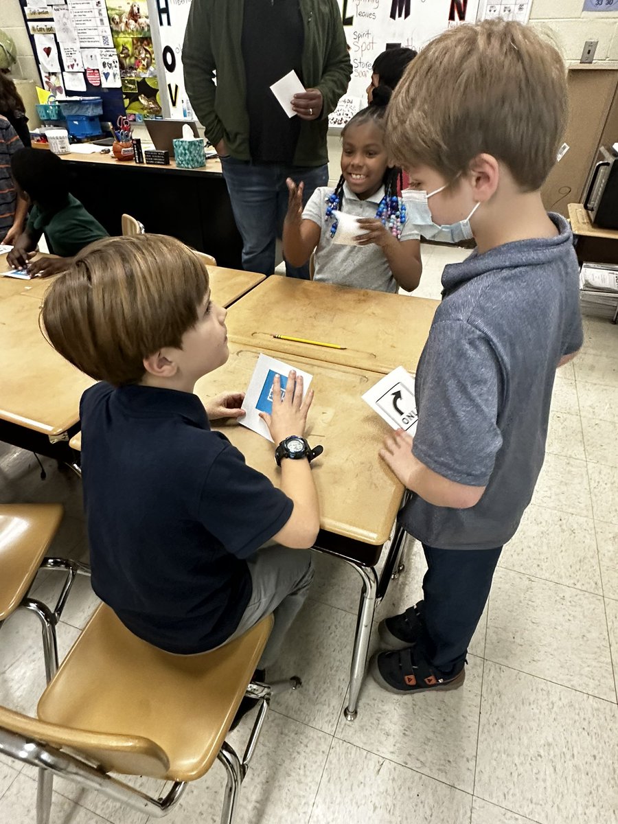 Educator817's tweet photo. Thank you @i3STEMLEAD for coming to engage our @TomJoyElem 2nd graders in a interactive lesson and writing activity about Johnny Appleseed.
#TomJoyTigers🐯 #BuildingExcellence💫 #PBLExpert #Module2 @MNPS_Magnet @MNPS_SOI @Dr_WJP @WitWisdomELA https://t.co/lzPxWbeZkU