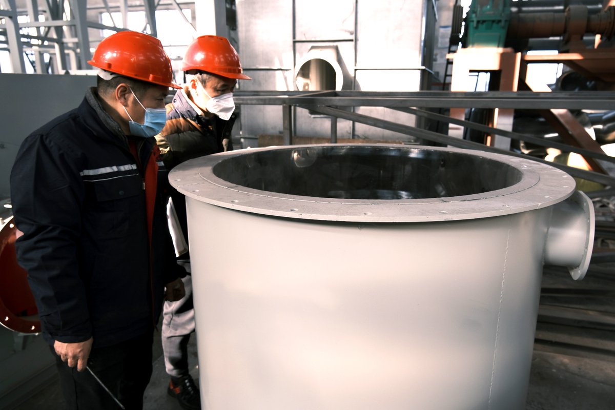 Sinothermo's tweet image. Customer visited RETCL and completed the pre-shipment confirmation of flash dyers (flash evaporation dryers). All units are operational and within expectations. The customer is happy with performance. 
zcu.io/ph7A 
#RETCLProcess#ProcessEngineering#FlashDryer