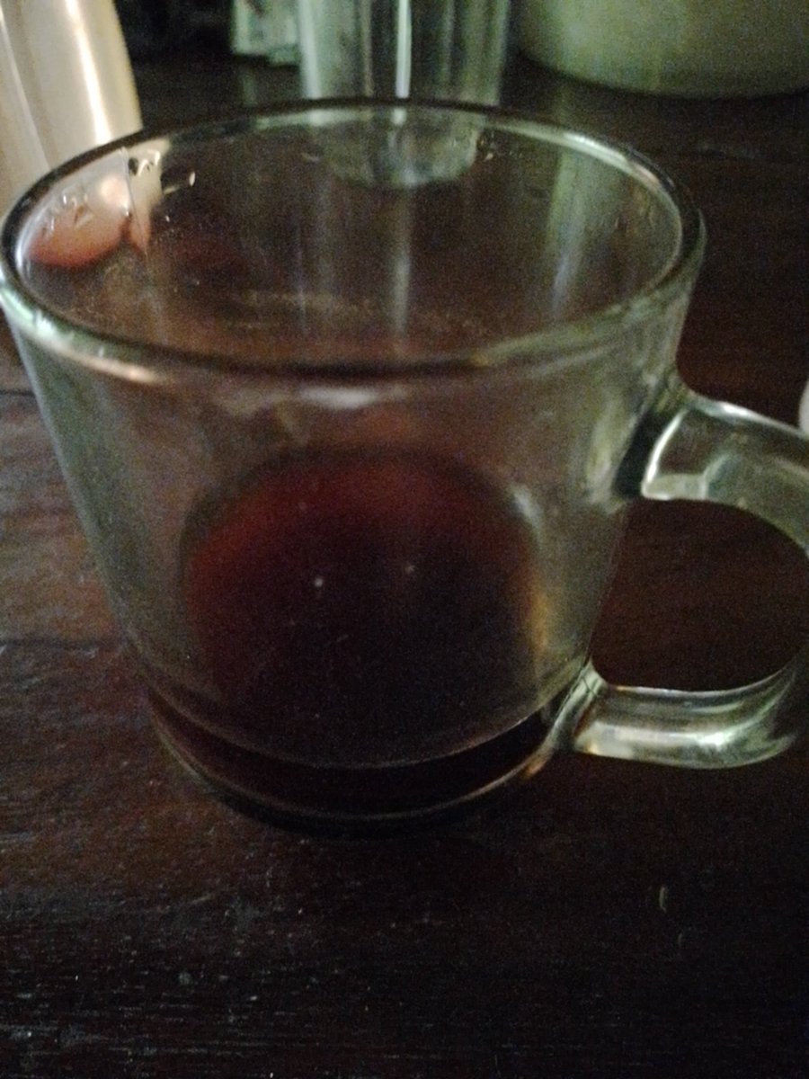 Minumlah selagi hangat, jangan kau sia-siakan kehangatan kopimu.
#TETEP_NKRI 
#NKRI_TidakButuhkhilafah