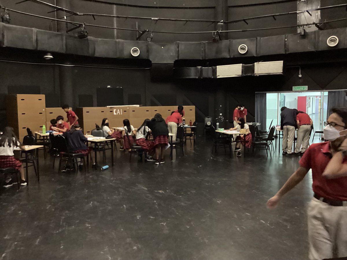 HISMaths tweet media