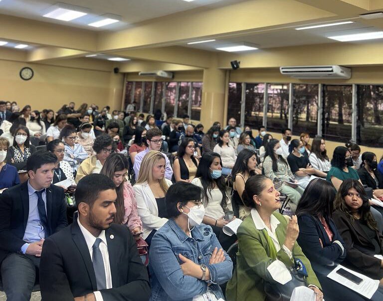 M_Lekhi's tweet photo. As part of #AzadiKaAmritMahotsav celebration, had an interactive talk on “75 Years of India’s Growth Story” with University students @UJMD_sv in San Salvador. Also inaugurated Indian Film Festival at the University. @MEAIndia @ Indiandiplomacy https://t.co/ptVgjU6QZs