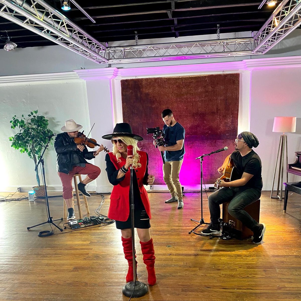 #NewSong coming! 🌹❤️🌹