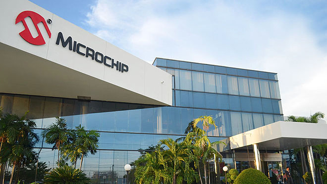 HyderabadMojo's tweet photo. #News #OfficeSpace 🏙️

US-based semiconductor major Microchip Technologies has acquired 1,68,000 sft in the upcoming One Golden Mile building at Kokapet (Beside SAS Crown) for an estimated ₹175 Cr!

The building is nearly complete with finishing works currently ongoing. https://t.co/vLHMQvEnXN