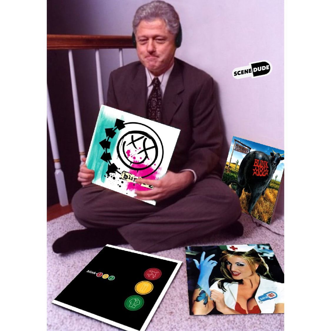 thescenedude's tweet image. Me listening to the same 4 @blink182 records everyday 😂