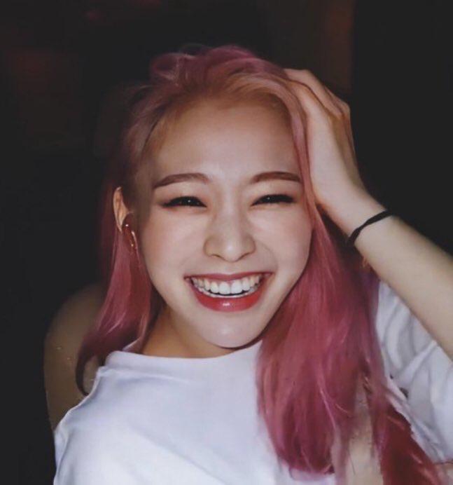 sIeepwlkng's tweet photo. feliz cumpleaños corazoncito hermoso! te deseo mucha felicidad, salud, logros y demás junto a las chicas y nosotros. te amamos <3

YOU'RE BEAUTIFUL GAHYEON
#HappyGahyeonDay #DrawMyGahyeon @hf_dreamcatcher https://t.co/Yk2RV8hm13
