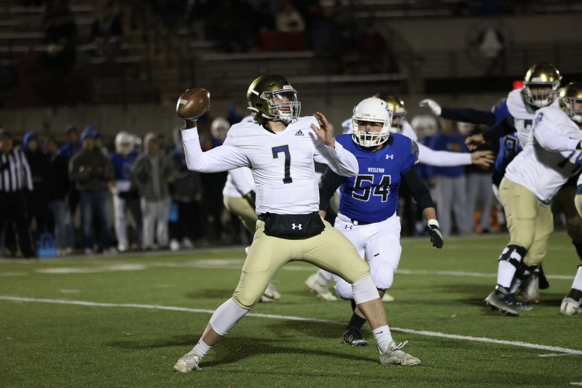 Excited to see what the future brings!! QB, 6’4” 220‼️