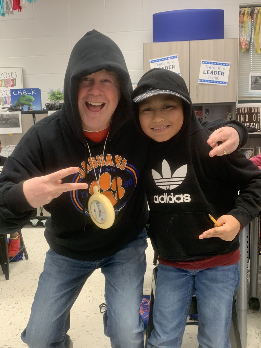 Walking into <a href="/NatcherElem/">Natcher Elementary</a> <a href="/katherinecleary/">Katherine, NBCT</a> room today, I ran into a “Swackdaddy” twin as he was celebrating the 100 days of school. I see a bright future for him.  #Natcherrocks