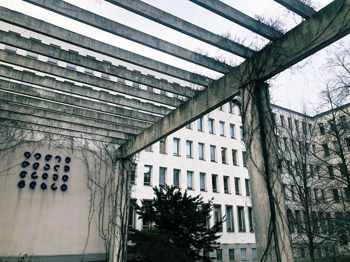 From today onwards I will be based at <a href="/Aleksanteri_UH/">Aleksanteri Institute</a> 🇫🇮 as a visiting PGR fellow. Stay tuned for Scottish (Shetland) /Estonian (Haapsalu) lace-knitting, and the role of knitting in promoting Finland &amp; Estonia’s national image. 🧶