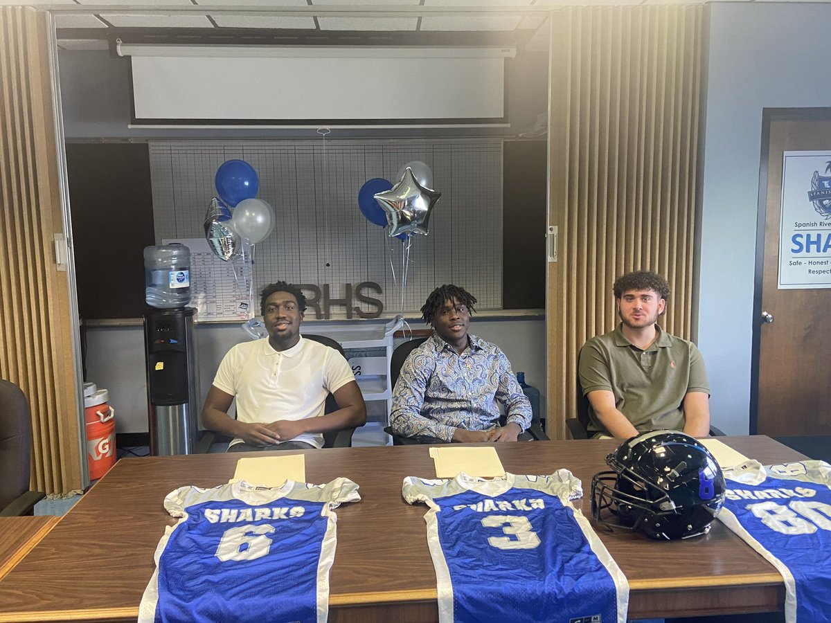 Mike Hall Jr., CSCS, PTA (@mikehall_32) on Twitter photo I want to give a big shoutout to these 3 seniors on signing to play college football to Mount St. Joseph’s University. You guys made my first year as a DC so much easier this season, you guys earned this! MSJ is getting some special young men, can’t wait to watch y’all thrive! I want to give a big shoutout to these 3 seniors on signing to play college football to Mount St. Joseph’s University. You guys made my first year as a DC so much easier this season, you guys earned this! MSJ is getting some special young men, can’t wait to watch y’all thrive!