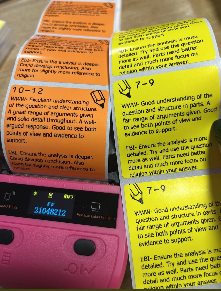 TeacherToolkit's tweet photo. 🏆 This little device is something for every teacher's classroom ...

Fast Feedback ➡️ https://t.co/GwlWDSDGy3

🗣️ Dictate feedback

❌ No ink!

💥 Portable 

= Teacher freedom!! 👌🏾 https://t.co/p9c9vF3a0x