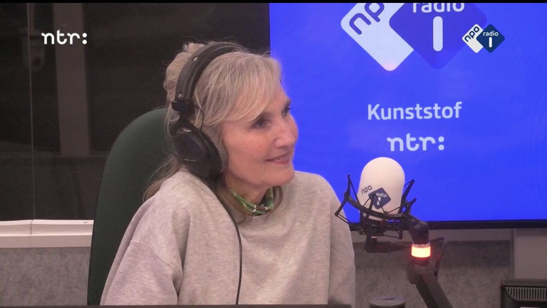 W.A.N. (@wanone1_nl) on Twitter photo Mooi gesprek met #MartinRombouts & <a href="/jelliebrouwer/">jellie brouwer</a> op <a href="/RadioKunststof/">Radio Kunststof</a> <a href="/NPORadio1/">NPO Radio 1</a> <a href="/omroepntr/">Omroep NTR</a>
Ja idd… die van de #DeSlimsteMens
Als <a href="/MartinRombouts/">Martin Rombouts</a> niet de #slimstemens mag worden in de finale dan gaat wat mij betreft op voor de prijs van #FijnMens
#KunstStof #RadioKunstStof Mooi gesprek met #MartinRombouts & <a href="/jelliebrouwer/">jellie brouwer</a> op <a href="/RadioKunststof/">Radio Kunststof</a> <a href="/NPORadio1/">NPO Radio 1</a> <a href="/omroepntr/">Omroep NTR</a>
Ja idd… die van de #DeSlimsteMens
Als <a href="/MartinRombouts/">Martin Rombouts</a> niet de #slimstemens mag worden in de finale dan gaat wat mij betreft op voor de prijs van #FijnMens
#KunstStof #RadioKunstStof