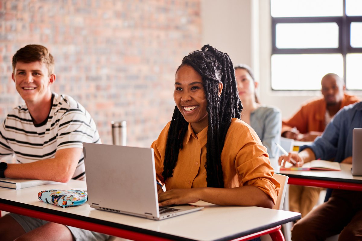 amyjingham's tweet photo. In the era of quiet quitting &amp; the #GreatResignation, creating opportunities for growth at work is essential. 🔑 Here's why you need to start #upskilling your teams: https://t.co/cCqFxMWTSs. https://t.co/0GJdIPGXCm
