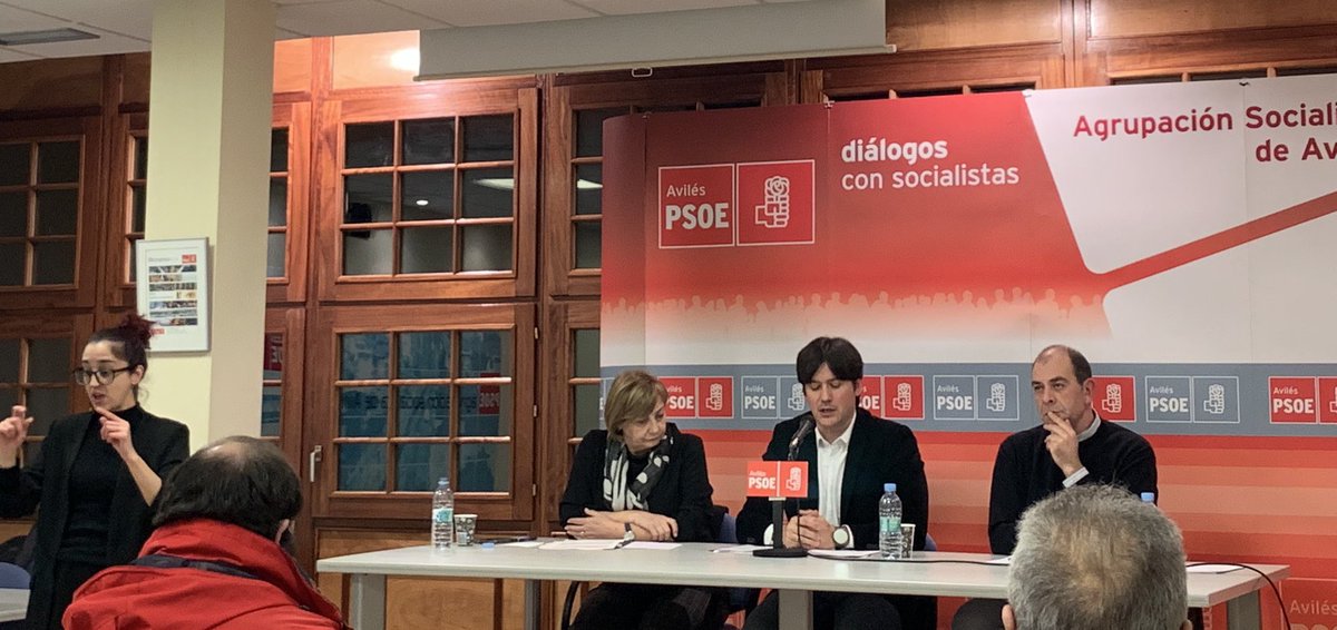 anamarsu's tweet photo. En @PSOE_Aviles con @marivi_aviles #BorjaSanchez y #LuisHuerga presentando los #PresupuestosDeAsturias para 2023.
El Consejero de Ciencia
👇
“Una de cada 3 infraestructuras de I+D+i en España está en Avilés”
El futuro está en Avilés
❤️
#Vente https://t.co/IPuOXY1tkI