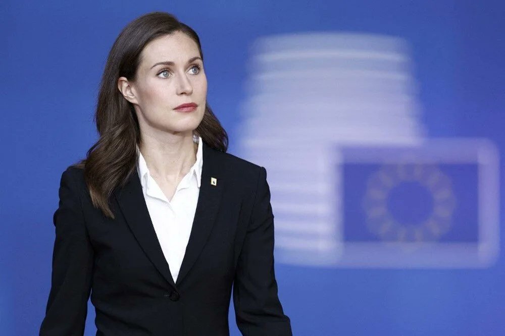 darkwebhaber's tweet photo. Finlandiya Başbakanı Sanna Marin: "Finlandiya'da halka açık yerlerde sadece Kur'an-ı Kerim değil, sandalyenizi bile yakamazsınız." https://t.co/zvtIgMnPpB