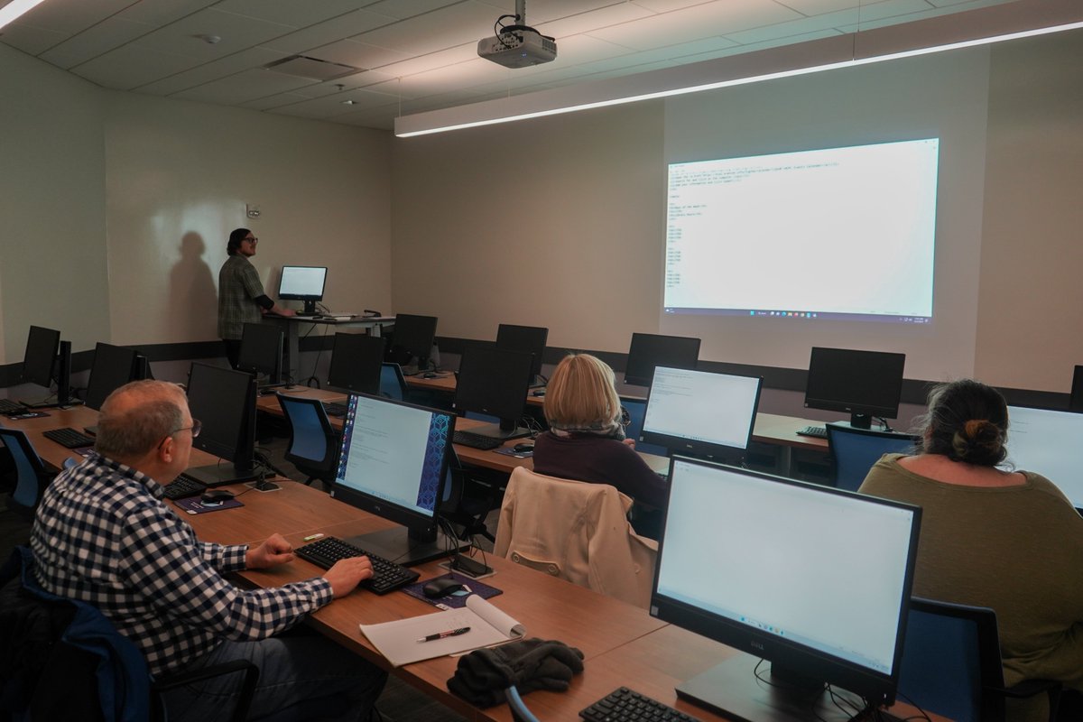 hcplky's tweet photo. Our Coding 101 class kicked off today and we could not be more excited! We want to thank everyone who attended Day 1! We are looking forward to seeing what you all learn and create! 💻🖱 https://t.co/V8iUmCTVXm