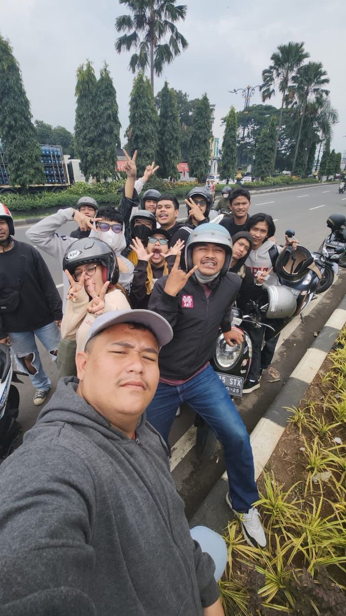 pegebooooo's tweet photo. https://t.co/O4JYAS4TkB