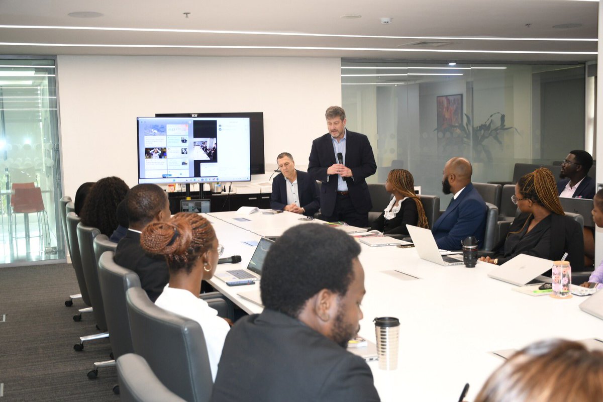 BanwoIghodalo's tweet photo. Today, we had the pleasure of hosting Dean Ted Ruger and Prof. Eric Feldman of the University of Pennsylvania Carey Law School at our Lagos office. The visit seeks to strengthen the ties between the Penn Carey Law School and our Firm. https://t.co/sMhhoujPzR