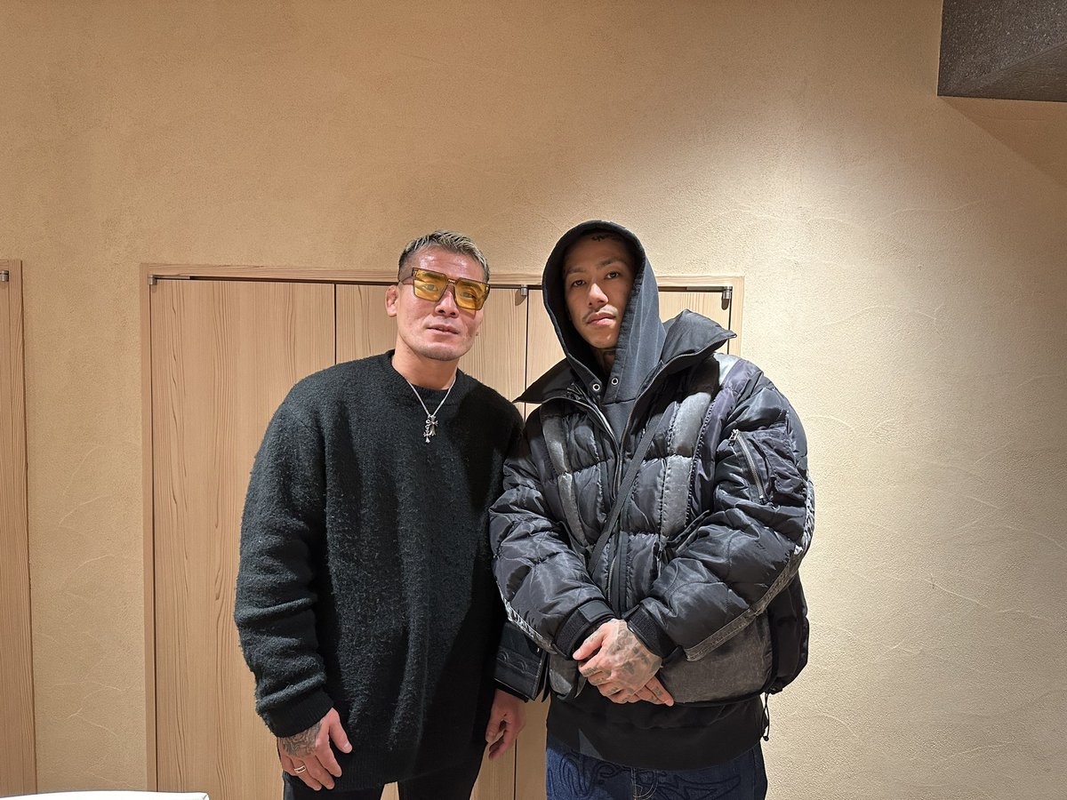 koujitakeda0813's tweet photo. また飛んでいく。
KOHHさん。 https://t.co/f1UtNVKsm3