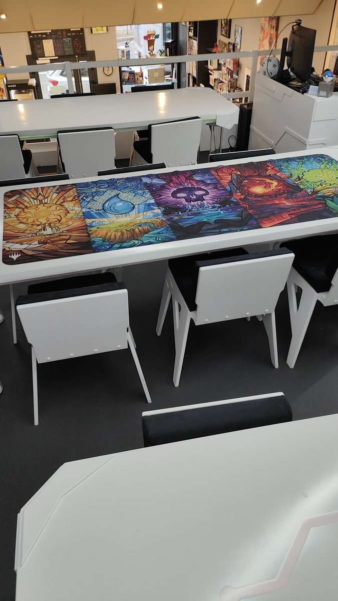 GameSpirit_FR's tweet photo. @Cathaoir1 si tu passes chez nous, on serait ravis de te demander une signature 🙂 https://t.co/OXZKbl0xDr