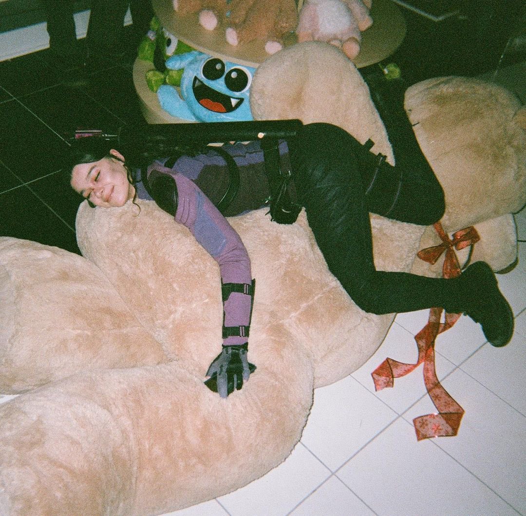 archiveshailees's tweet photo. hailee steinfeld as kate bishop https://t.co/xtXy78CFXP