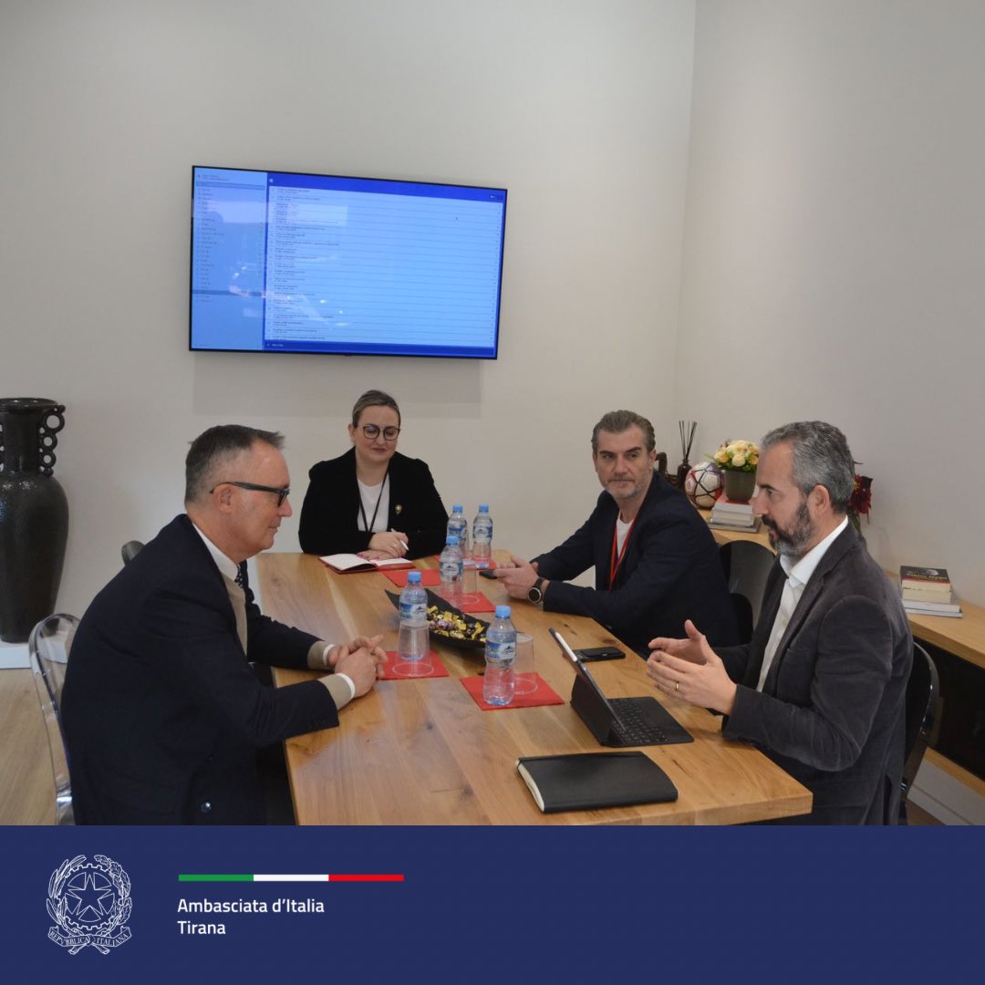 BucciFab's tweet image. 1/3 Proficuo e approfondito #colloquio con @ICelibashi. Affrontati i preparativi per le prossime #elezioni amministrative di maggio.